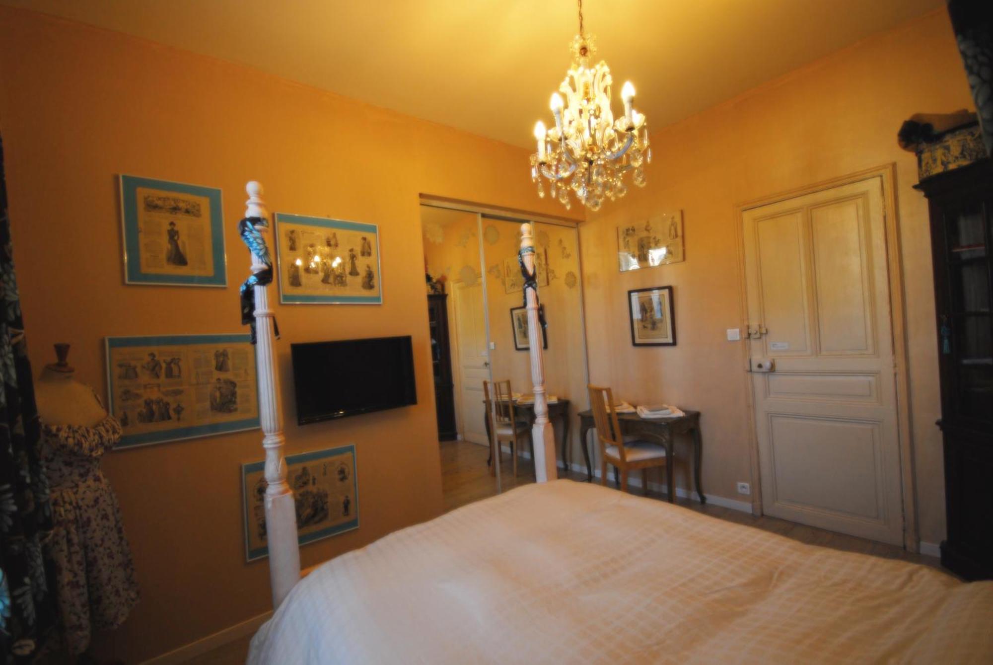 Chambres Et Table D'Hotes Le Jardin De Tesse Toulon Exterior foto